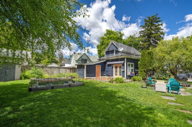 Building Photo - 1631 W 1st Ave