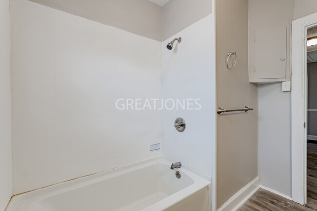 Building Photo - NOW OFFERING HALF OFF THE FIRST FULL MONTH...