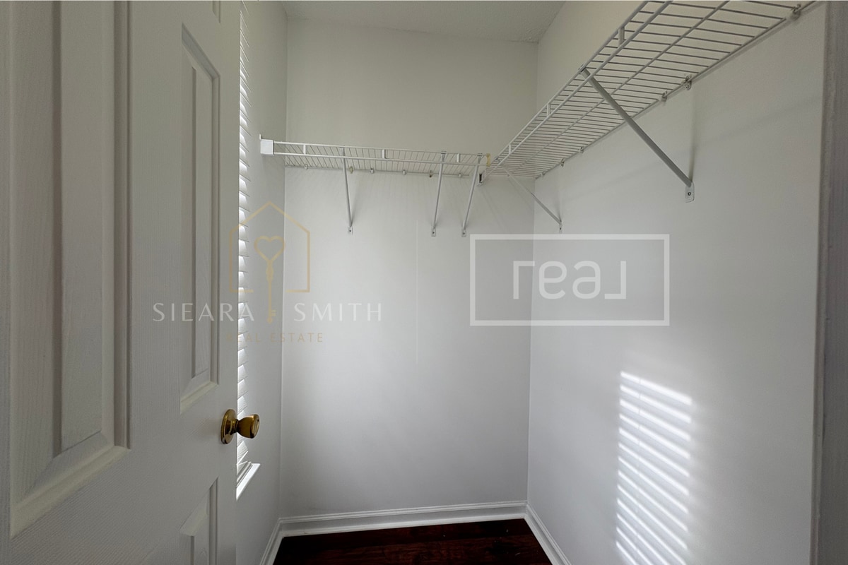 Building Photo - 6013 Silkwater Ct