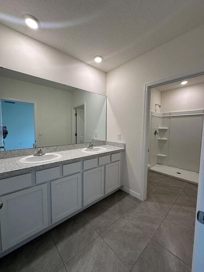 Building Photo - 299 Mangrove Shade Cir