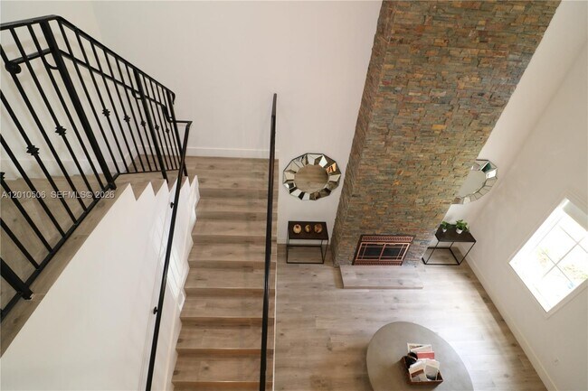Building Photo - 7961 SW 110th Ter