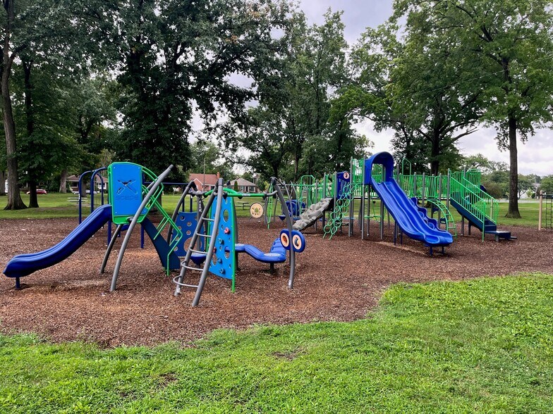 park right outside of front door- view faces park - 587 Parkside Way