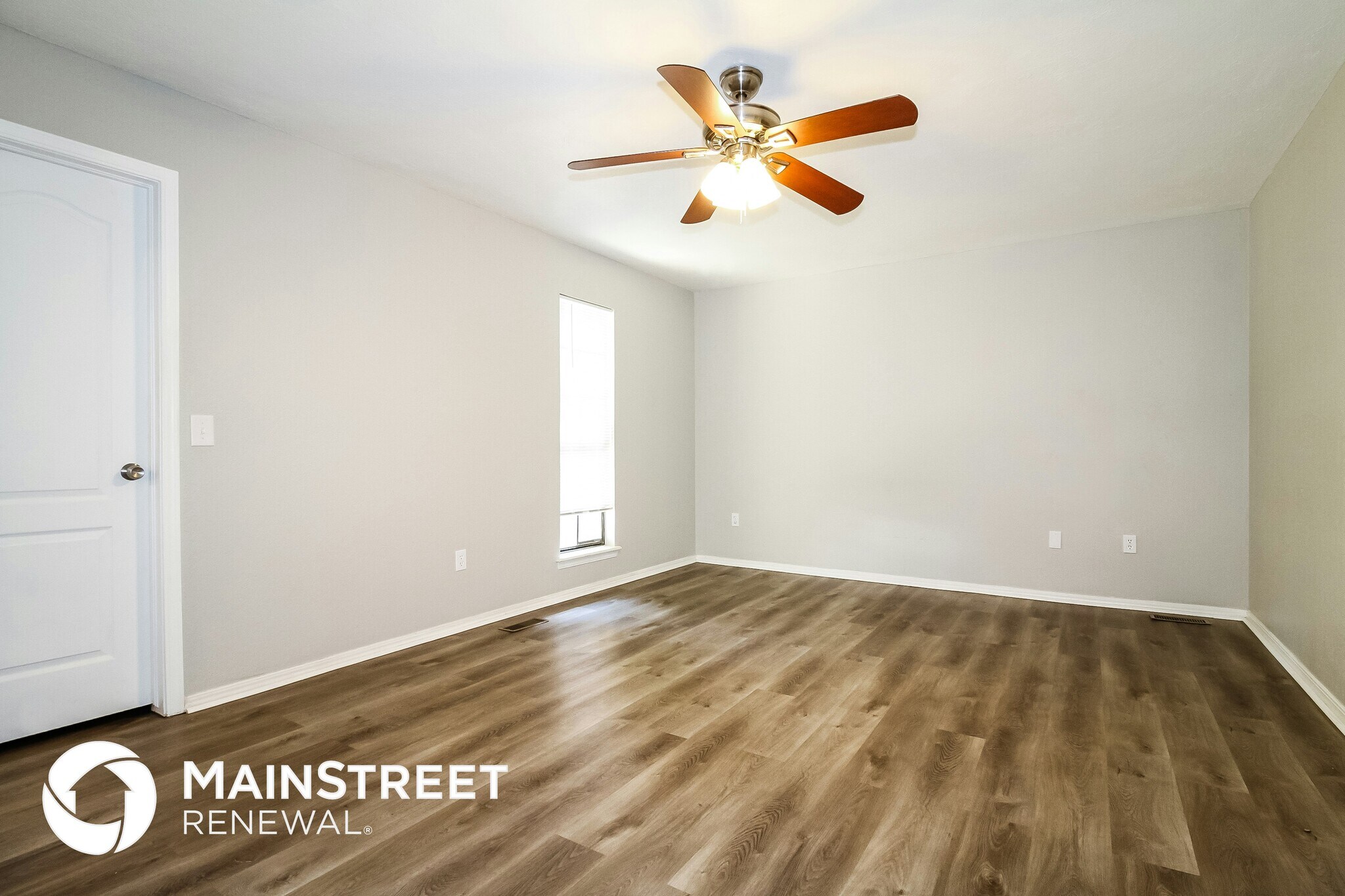 Building Photo - 10101 Mamus Ln