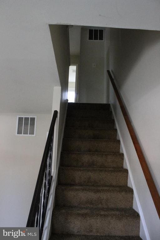 Building Photo - 9233 Byrd Dr
