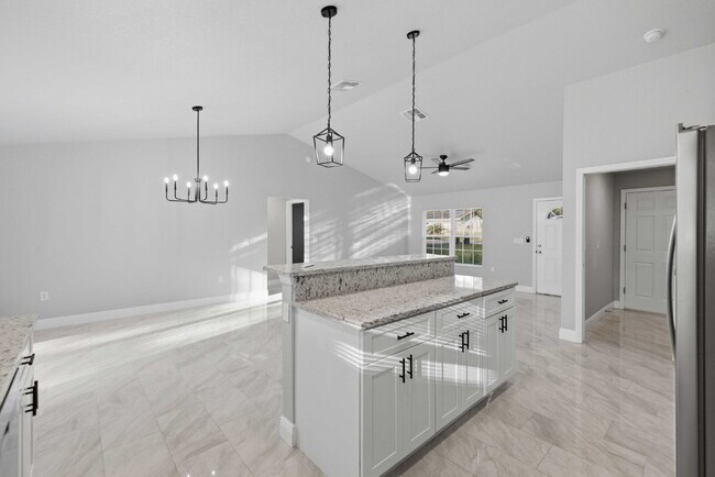 Building Photo - Available Now! Tastefully Designed 3 Bed, 2 Bath Home