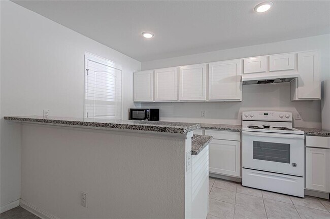 Building Photo - 26688 Pools Creek Dr