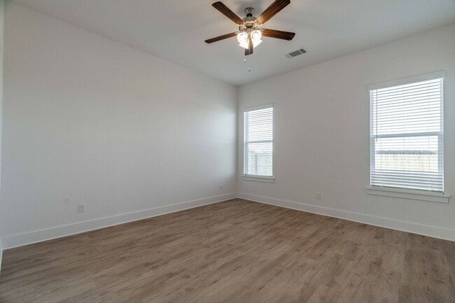 Building Photo - Brand-New Luxurious 4 Bedroom in Bentonville!  FENCE INCLUDED!