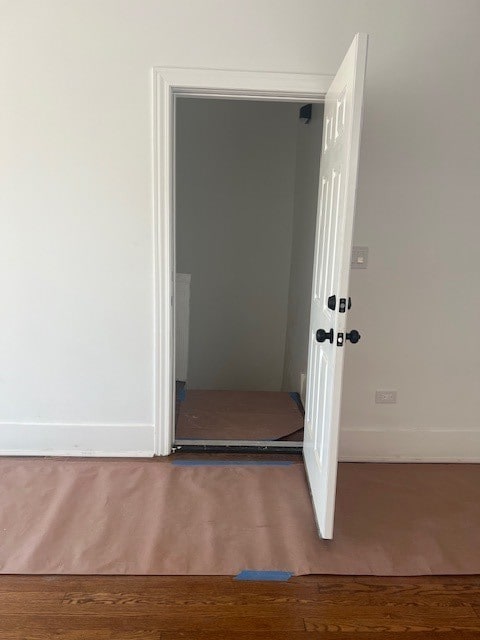 Building Photo - 6440 S Vernon Ave