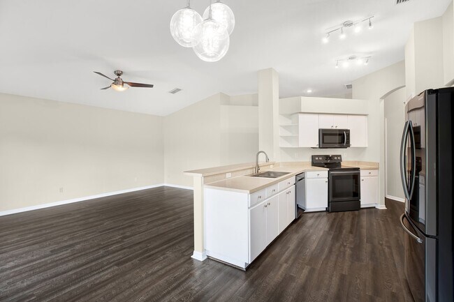 Building Photo - 10613 Little Bend Ln