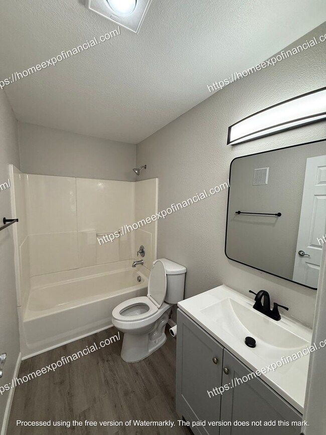 Building Photo - Nice Home For Rent