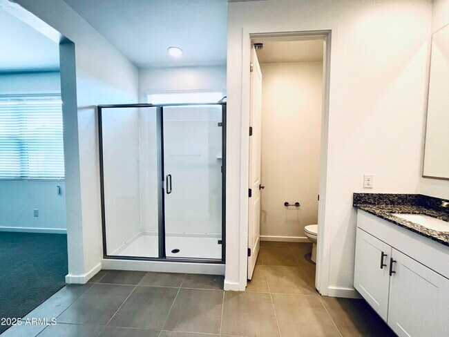 Building Photo - 12647 W Country Club Trail