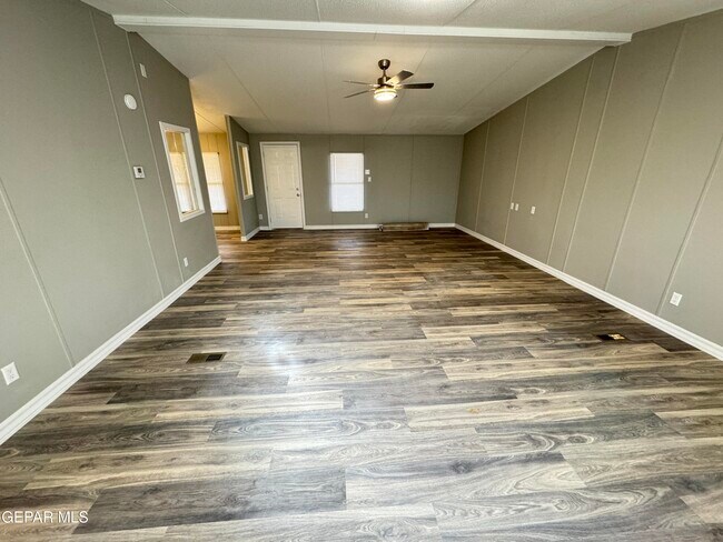 Building Photo - 241 Passmore Rd