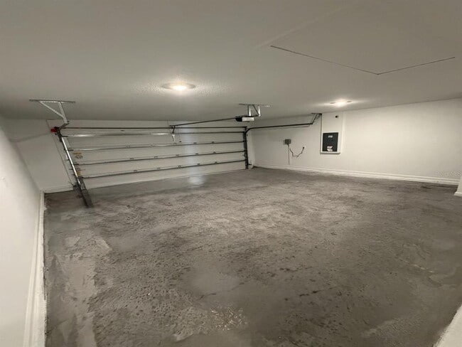 Building Photo - 8341 SW 42nd Cir