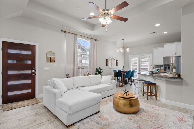 Building Photo - 127 Thelonious Dr