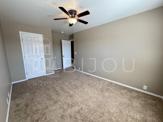 Building Photo - Fountain Fort Carson Townhome