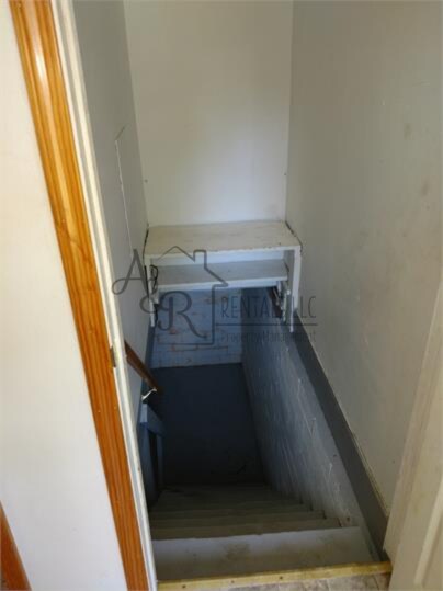 Building Photo - 413 Fieldcrest Dr