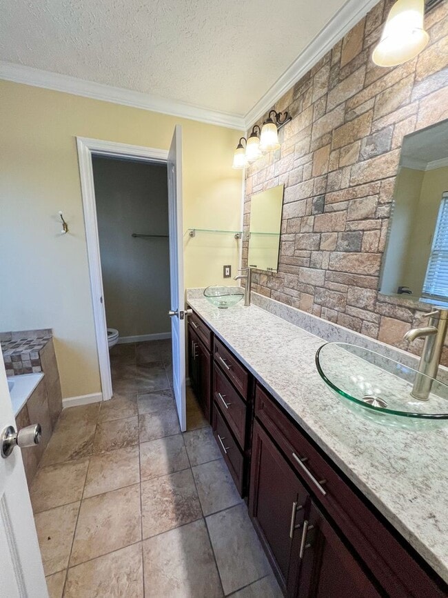 Building Photo - ? Beautiful 3 Bedroom, 2 Bath Home in Southside, AL! ?