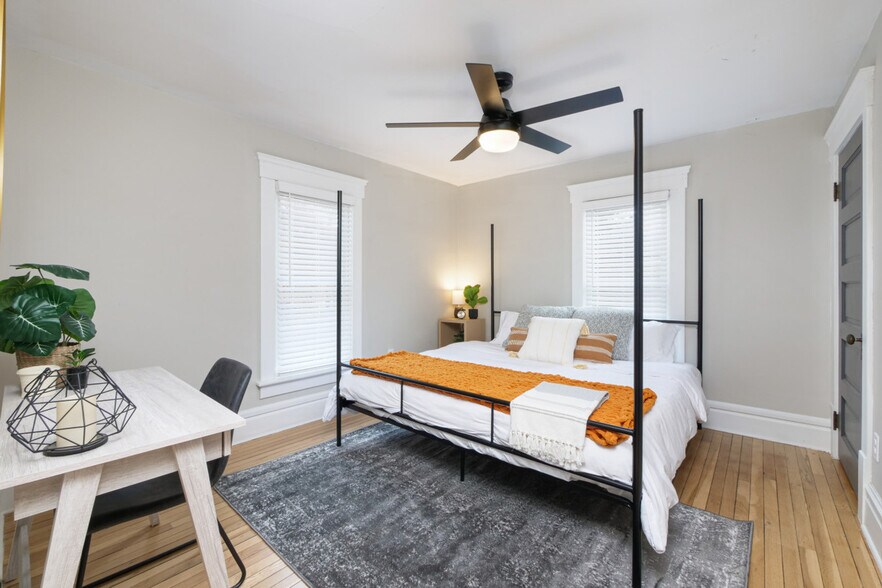 Building Photo - 713 Crosby St