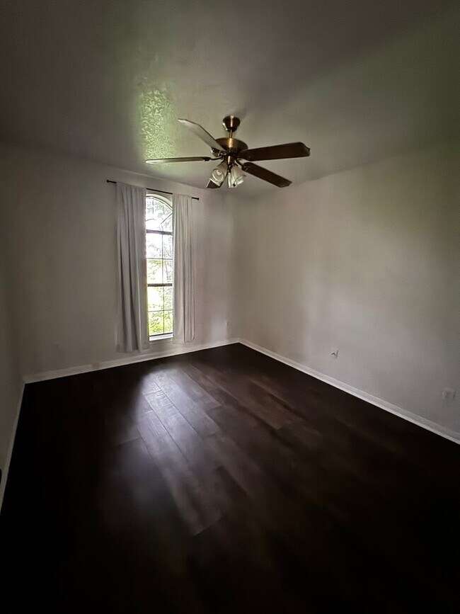 Building Photo - 3 Bdrm 2 Bath in Copperas Cove