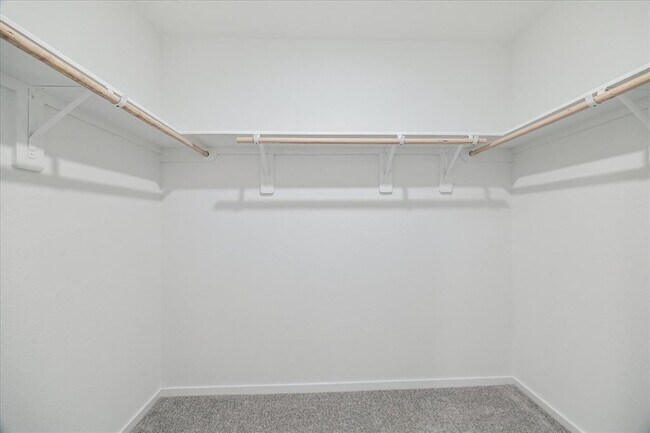 Building Photo - 21111 Santopadre St