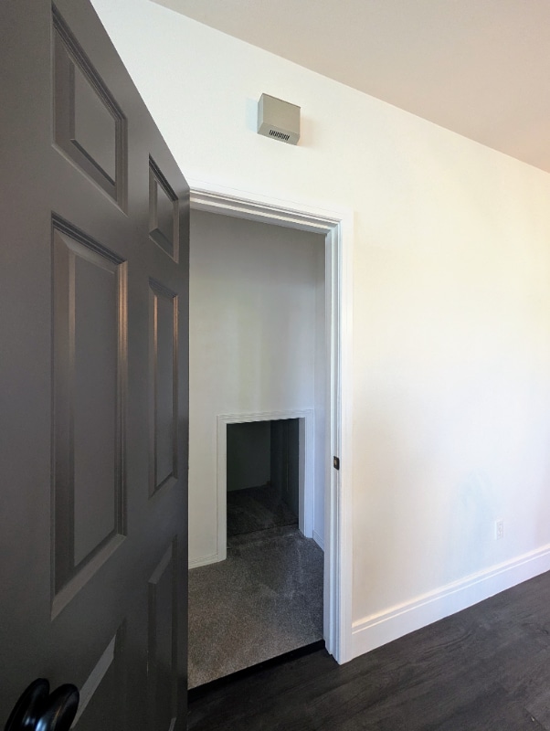 Building Photo - 200 Whispering Pine Pl