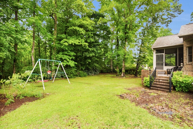 Building Photo - 106 Brugg Ct