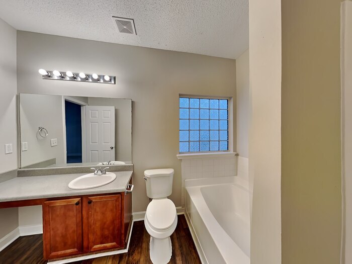 Building Photo - 360 Dressage Ct