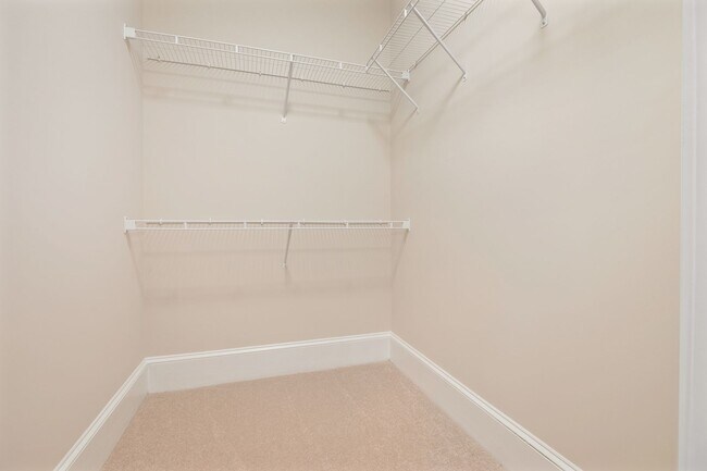 Building Photo - Luxurious 2BR Condo with Fantastic Upgrades!  Pet friendly!