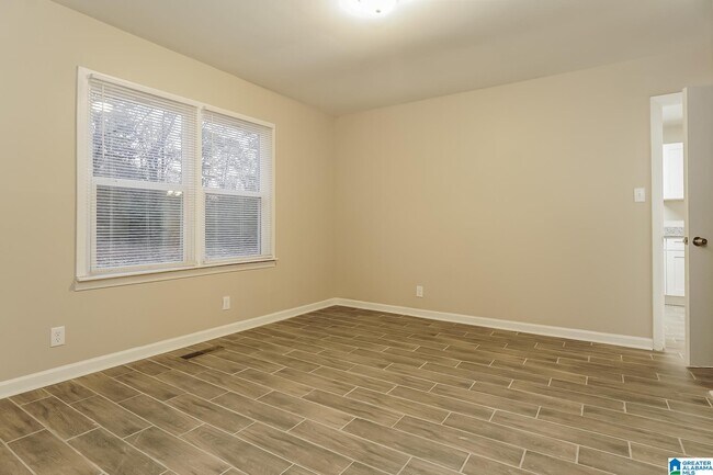 Building Photo - 504 Tupelo Rd