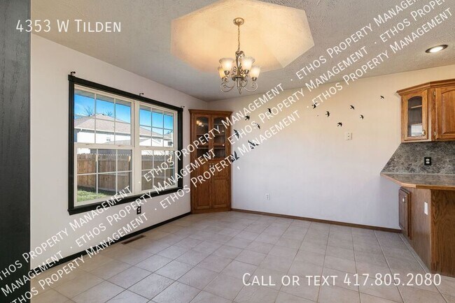 Building Photo - 4353 W Tilden St