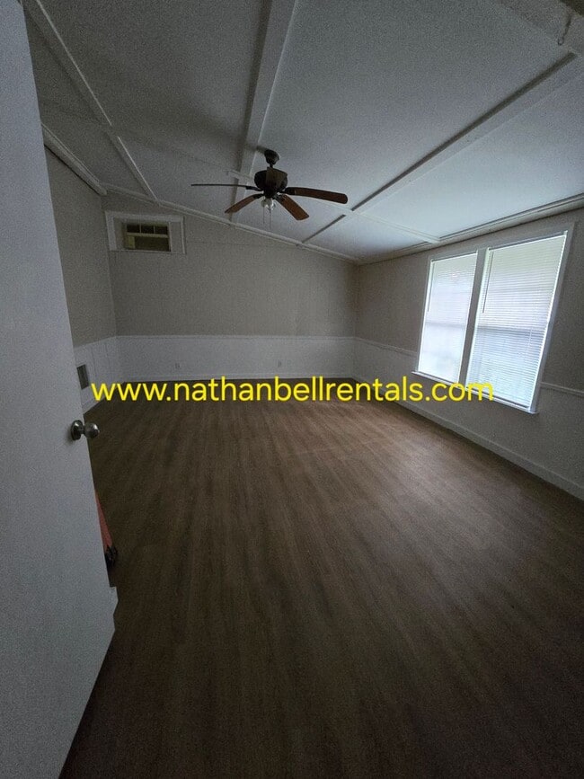 Building Photo - 2114 Culbertson St