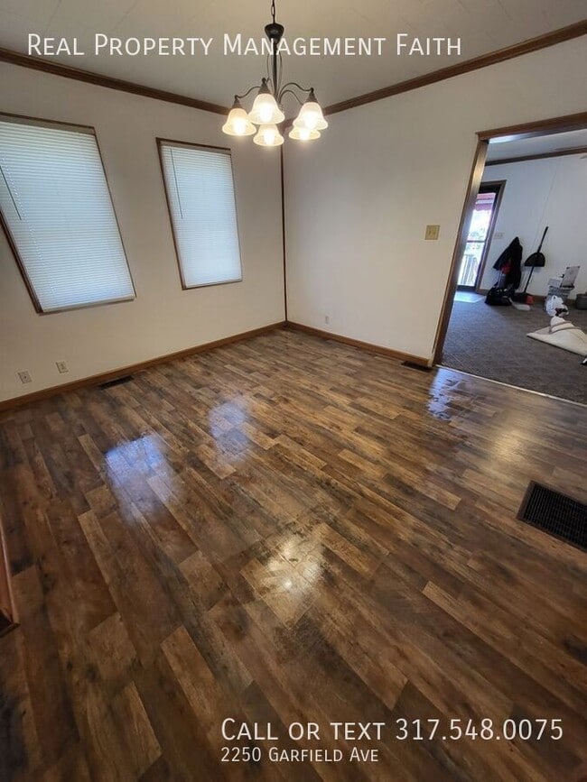 Building Photo - 2250 Garfield Ave