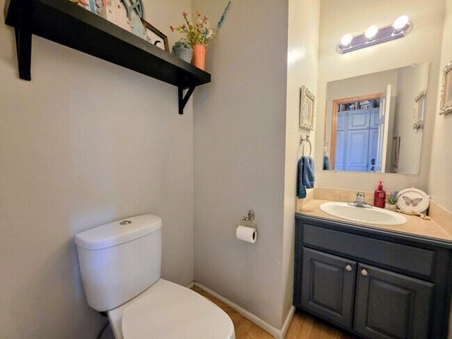 Building Photo - 4506 Kelsey Dr