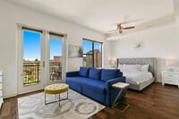 Building Photo - 101 Bowen St