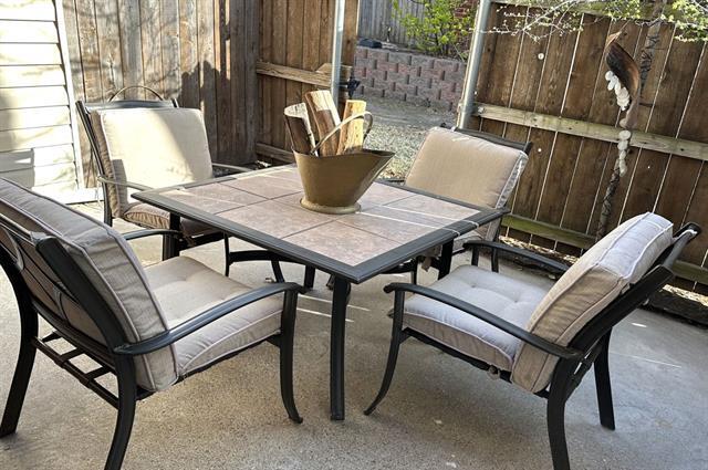 Building Photo - 202 Samuel Blvd