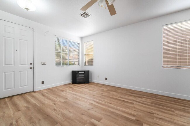 Building Photo - Silverado Ranch: Bright, Open Concept 3/2/2 Home with Downstairs Bedroom & Full Bath, Community Pool