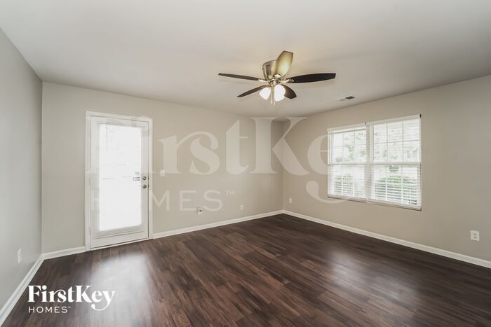 Building Photo - 5327 Artesa Ct