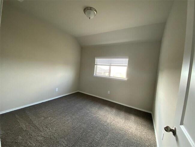Building Photo - 26718 Hypatia Trace