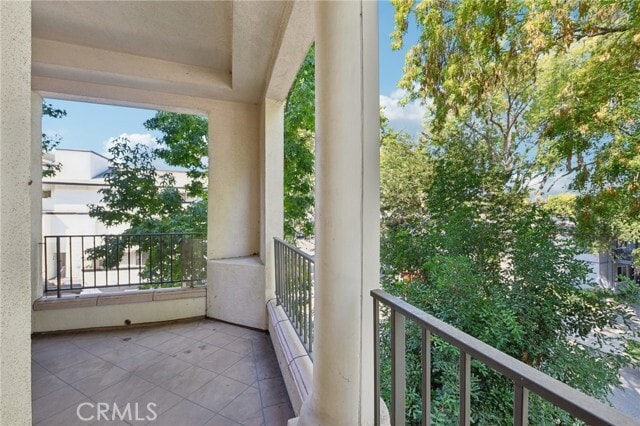 Building Photo - 742 Locust St