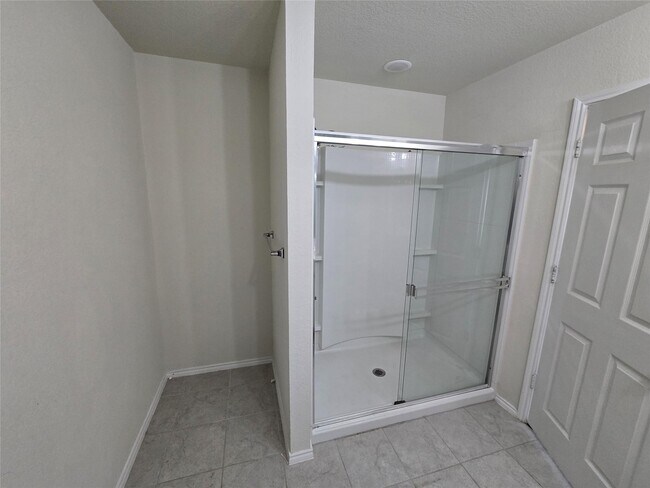 Building Photo - 1126 Ainsley Ln