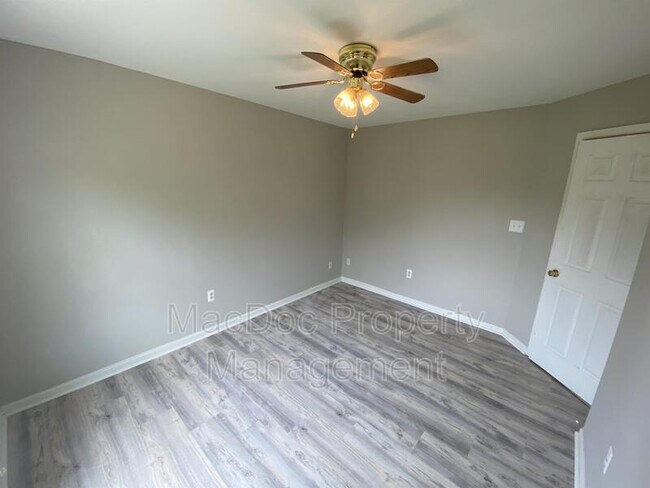 Building Photo - 10518 Bent Tree Drive