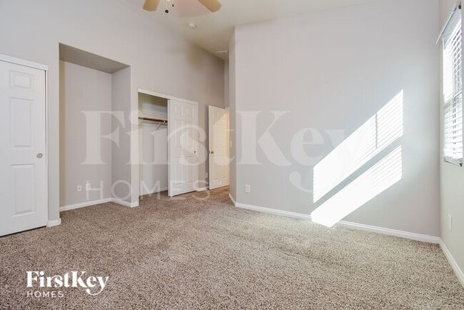Building Photo - 5635 Tropic Breeze St