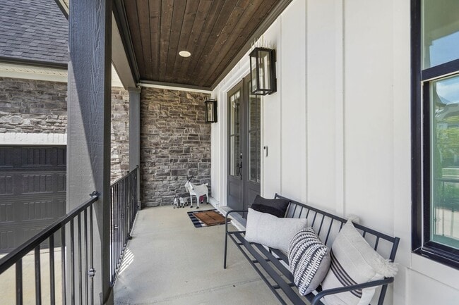 Building Photo - 3016 Whitstable Ct