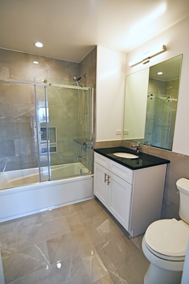 Building Photo - 3801 N Broadway St