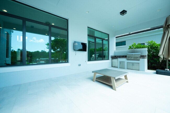 Building Photo - 13026 Artisan Cir