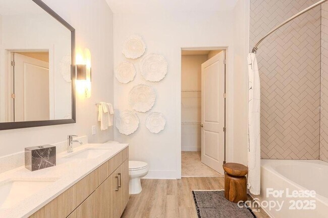 Building Photo - 3110 Doe River Wy