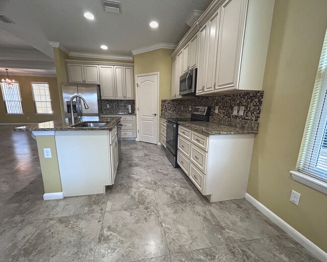 Building Photo - 3 Wilden Pl