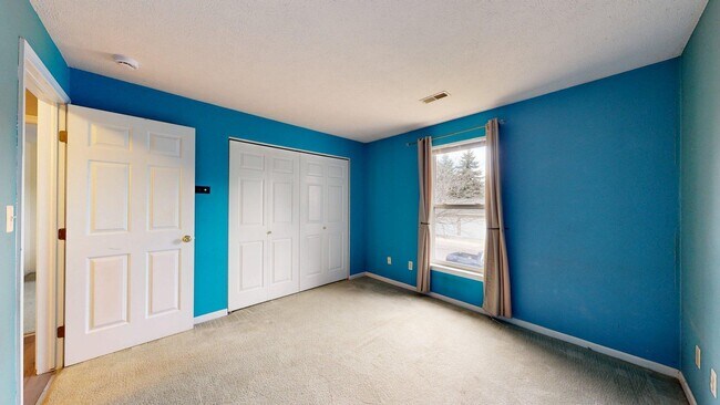 Building Photo - 1265 Millbrook Trail