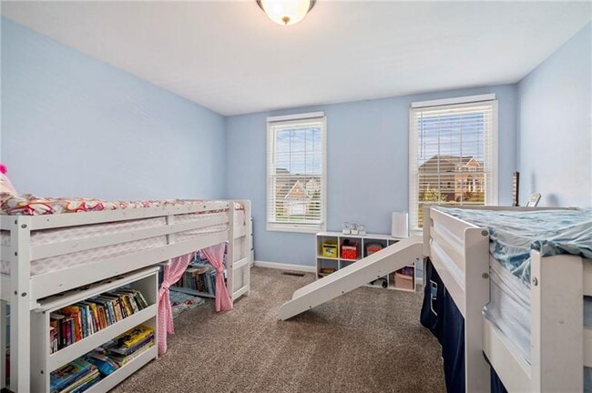 Building Photo - 8025 Jordan Ct