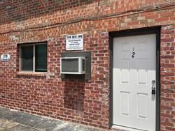 Primary Photo - 319 E Edwards St